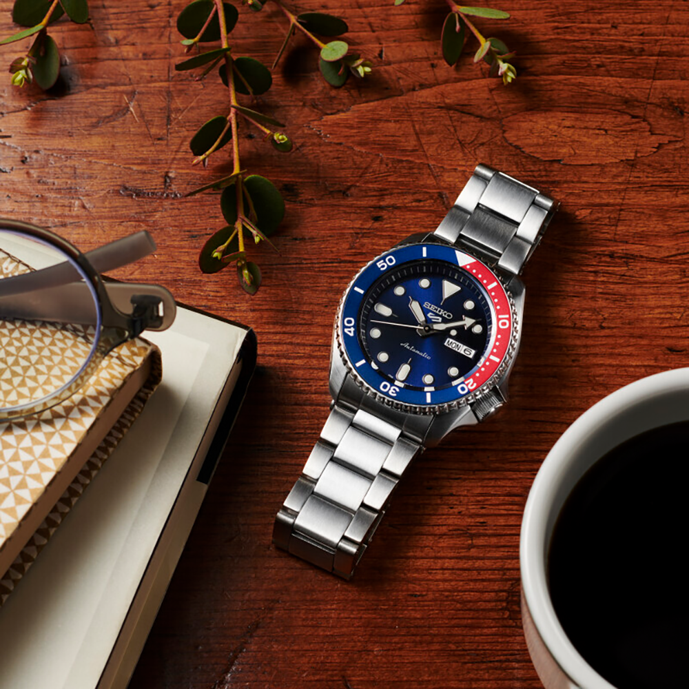 seiko-5-sport-automatik-srpd53k1-beautyshot-atelier-suess
